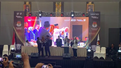 KPU Garut Gelar Pengundian Nomor Urut Pilkada 2024 dan Deklarasi Kampanye Damai