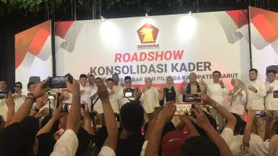 Gerindra All Out! Siap Menangkan Syakur-Putri dan Dedi-Erwan di Pilkada dan Pilgub Jabar 2024, Lemakan Dukungan Silahkan Keluar!