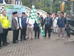 435 Calon Haji Asal Garut Dilepas ke Tanah Suci, Doa dan Isak Tangis Iringi Keberangkatan