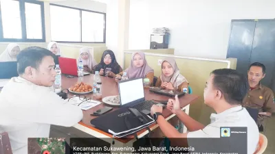Penerapan RAKSAPADUKA Bergradasi Menjadi Bagian Dari Strategi Besar Digitalisasi Dalam Memudahkan Layanan Kependudukan di Kabupaten Garut