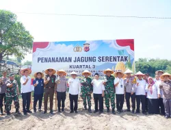 Perkuat Ketahanan Pangan Daerah, Polres dan Pemkab Garut Serentak Melakukan Penanaman Jagung 