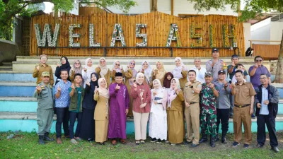 ‎Wakil Bupati Garut Belajar Pengelolaan Sampah dari Pesantren Welas Asih