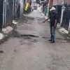Miris! Jalan Penghubung 5 RW di Garut Kota Rusak Parah, Hujan Jadi Sungai